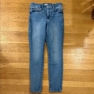 Good American Good Legs Skinny Jeans